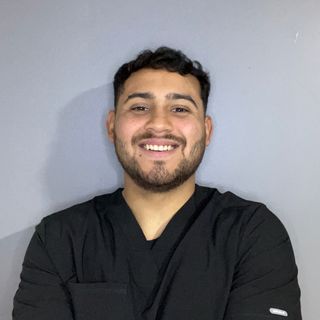 Acercar imagen: Elías  Araya González , Kinesiólogo La Serena