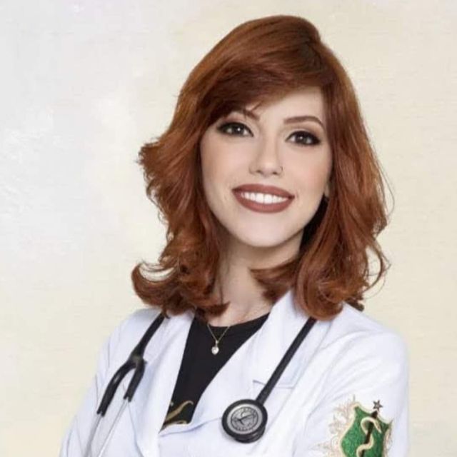 Letícia  Marzano, Médico clínico geral Belo Horizonte