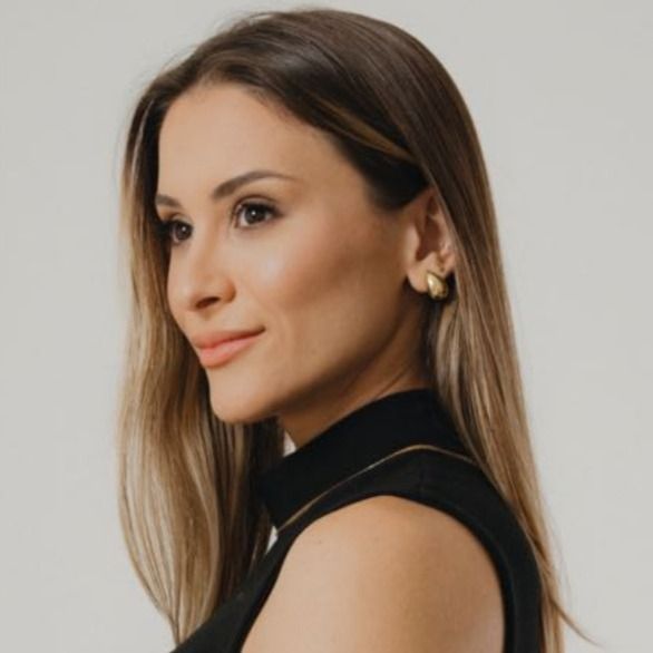 Mariana Renata Nunes, Otorrino Brusque