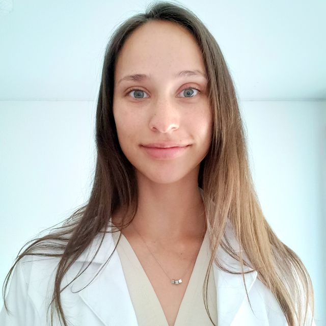 Sofía  Piña Nazal, Médico general Santiago