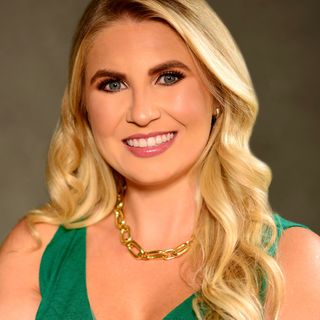 Ampliar imagem: Mariéli Wobeto Röhrig, Ginecologista Santo Antônio Da Patrulha