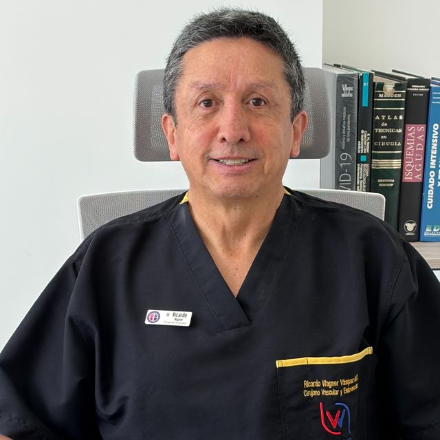 Ricardo Wagner Vasquez, Cirujano vascular Bogotá