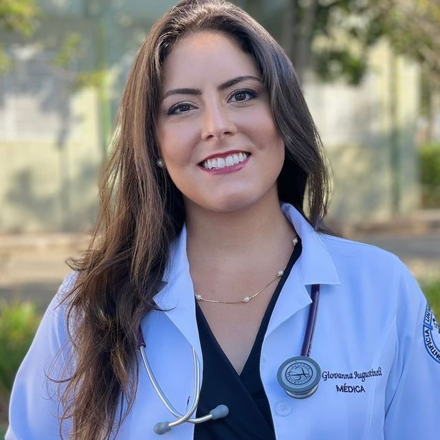 Giovanna  Zucareli Braz Augustineli , Médico clínico geral São Paulo