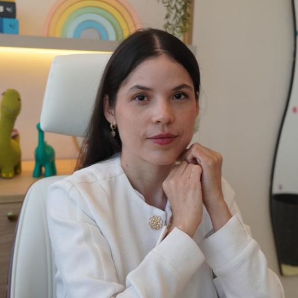 Júlia Almeida De Sousa Barros, Alergista pediátrico São Luís