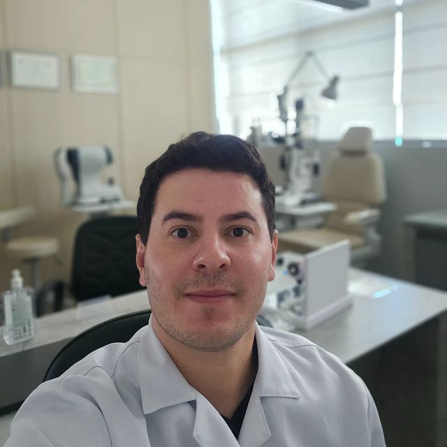 Giovanni dos Santos Franco, Oftalmologista Goioerê