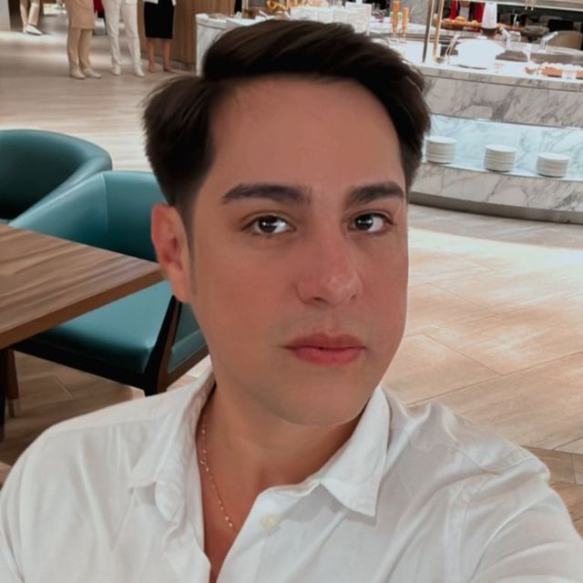 Luis Enrique Paz Parraga, Médico clínico geral Manaus