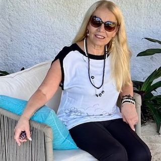 Ampliar imagem: Myriam De Carvalho, Ginecologista São Gonçalo