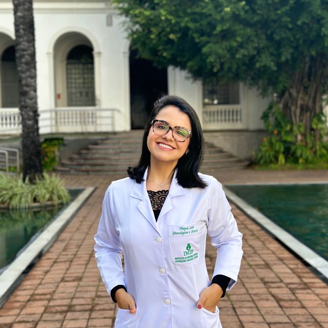 Thayná Leite, Ginecologista Recife