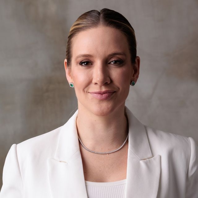 Aline Cristini Vieira, Oncologista Curitiba