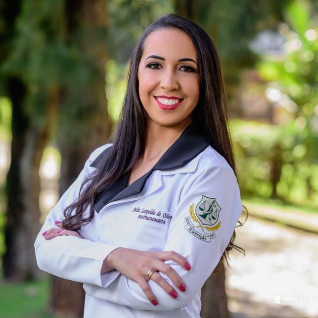 Julia Leopoldo de Oliveira, Nutricionista Viçosa