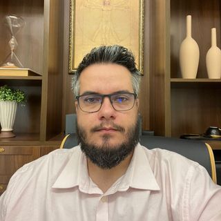 Dr. Gustavo Capranico Correa Gimenez Germano