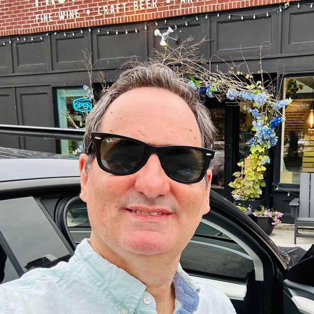 Weder Silveira Cunha, Psicólogo Governador Valadares