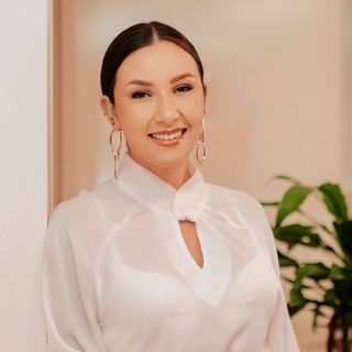 Ampliar imagem: Grasielle Pech, Dentista Caxias Do Sul