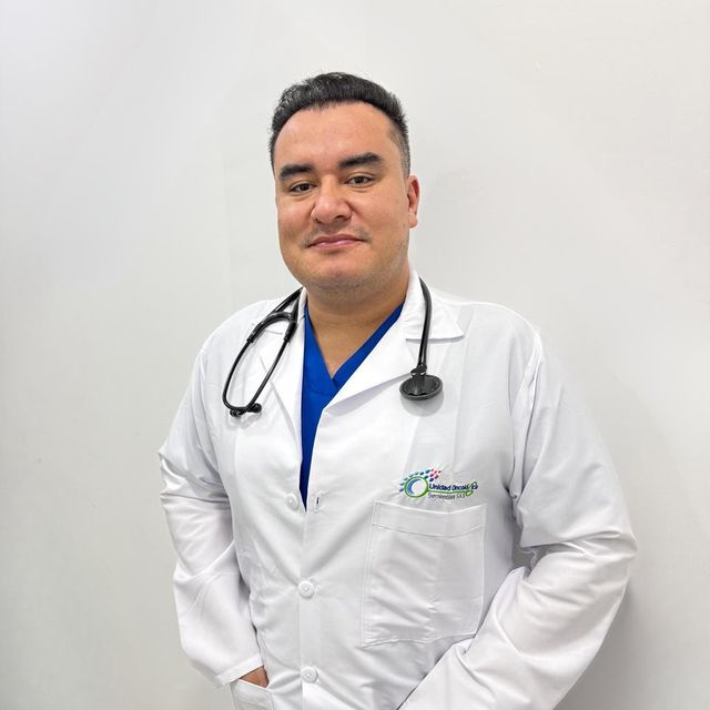 Álvaro Eduardo Mondragon Cardona, Oncólogo Pitalito