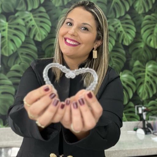 Natália Lemes de Freitas ., Dentista São Vicente
