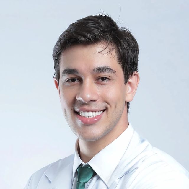 Glaucio Tasso De Carvalho Junior, Oftalmologista Franca