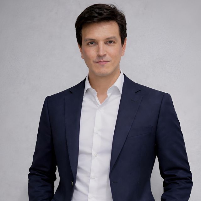 Alejandro Arias Gómez, Oftalmólogo Bogotá