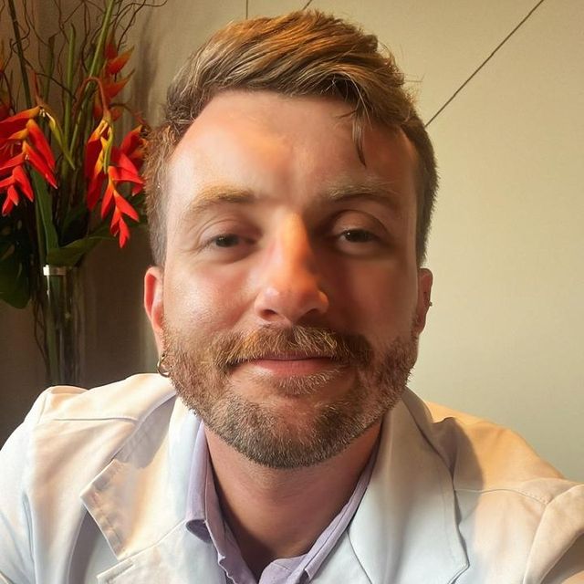 João Victor Jacomele Caldas, Ginecologista Recife