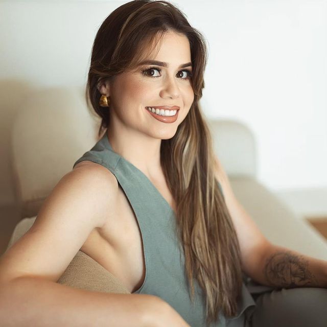Elaine Lemos, Médico clínico geral São Paulo