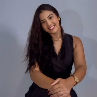 Dra. Mércia Karoline