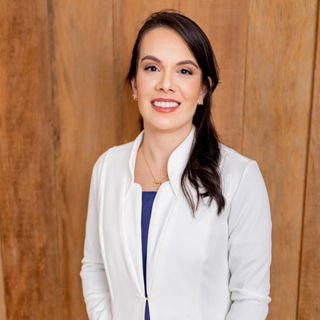Priscila  Vaz Galindo de Araújo Macêdo, Gastroenterologista pediátrico Juazeiro Do Norte