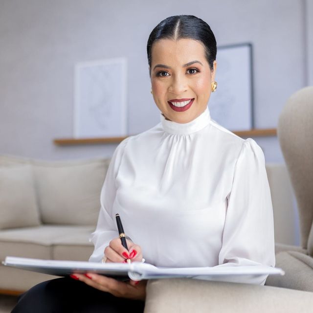 Daniele Barros, Psicólogo Goiânia