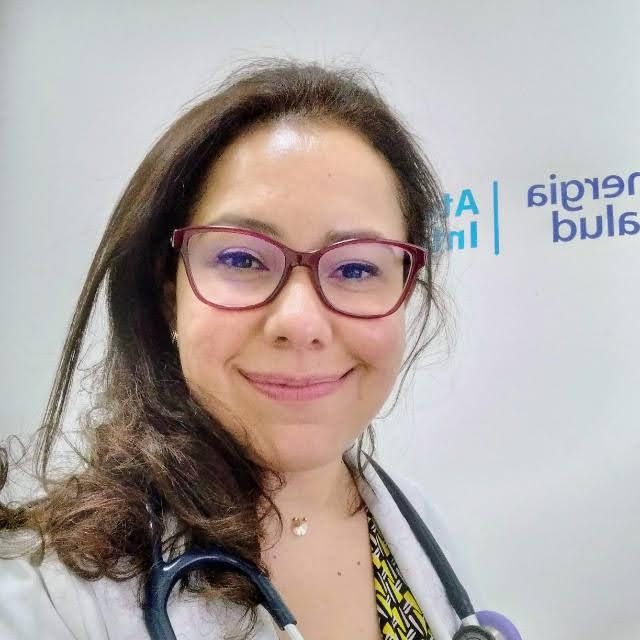 Tereyda Carola Gomez Florez, Internista Medellín