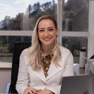 Ampliar imagem: Joyce  Marianna Capocci Cavaco, Cirurgião geral Itajaí