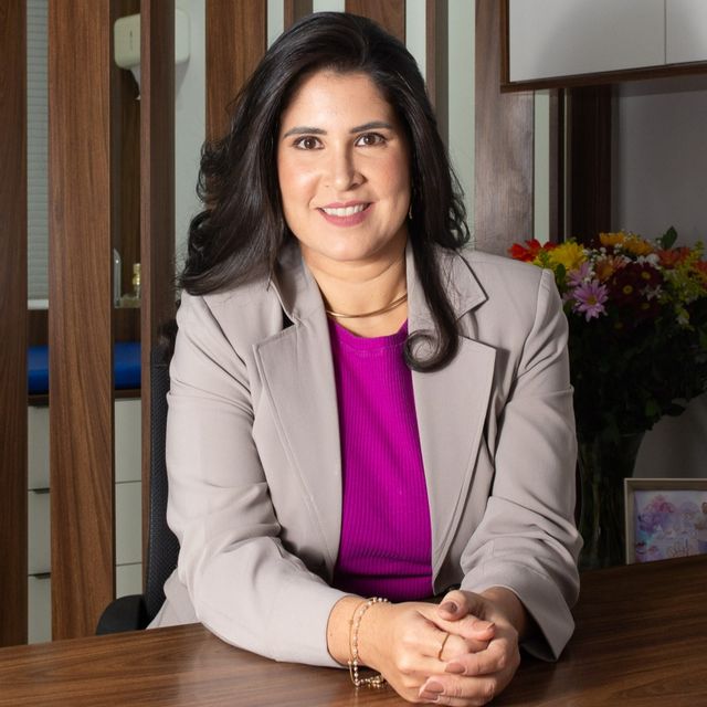 Isis Mesquita Faria, Endocrinologista Rio de Janeiro