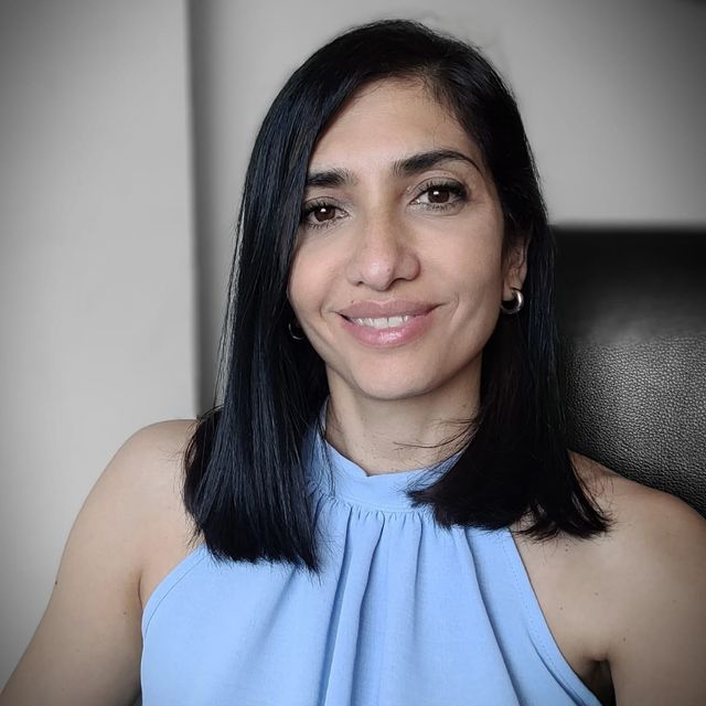 Laura Piedrabuena, Psicólogo Capital Federal