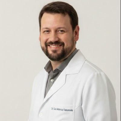Caio Ambrózio Vasconcelos, Geriatra Baixo Guandu