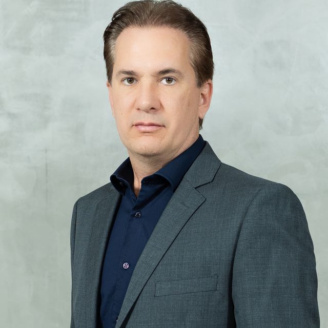 Rossano  Jarabiza, Cirurgião vascular Toledo