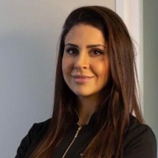 Vanessa  Soares Estevão, Dentista Esteio