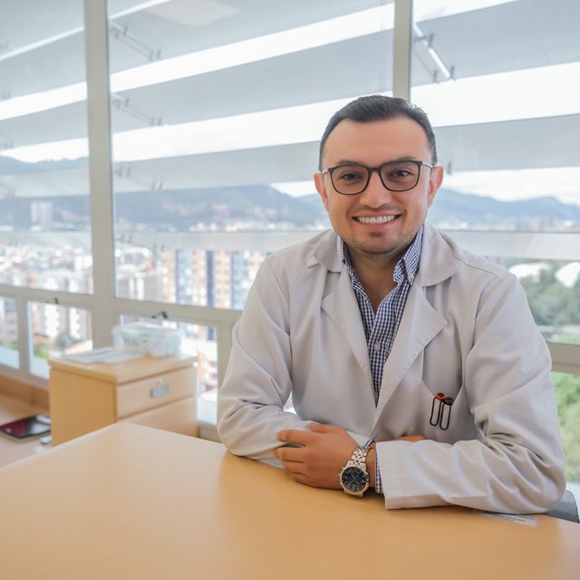 Jorge Alejandro Gonzalez, Cirujano general Bogotá