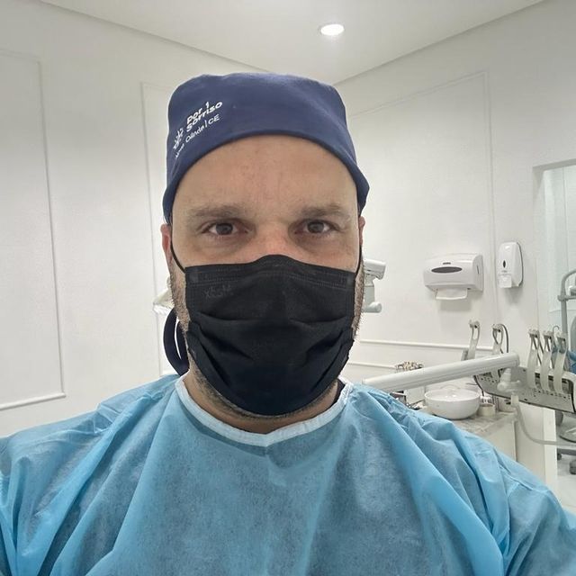 Alexandre Silva Soares, Dentista Jacareí