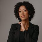 Dra. Luciene  Morais de Paula