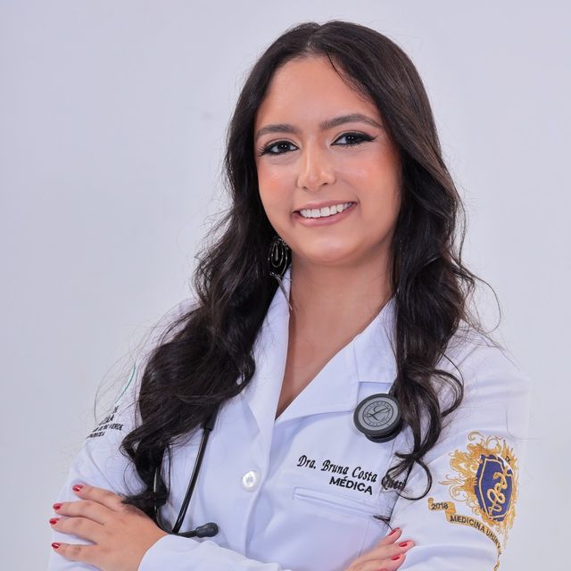 Bruna Costa Querido, Médico clínico geral Fortaleza
