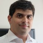 Dr. Víctor Troncoso Hayden