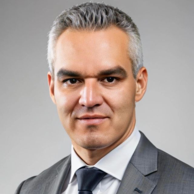 Rômulo  Azevedo de Castro , Psiquiatra Conselheiro Lafaiete