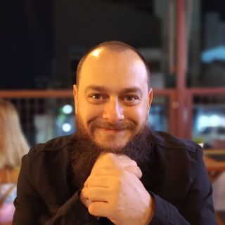 Ampliar imagem: João Gabriel Grabe Salvador Valeriano, Psicólogo Divinópolis