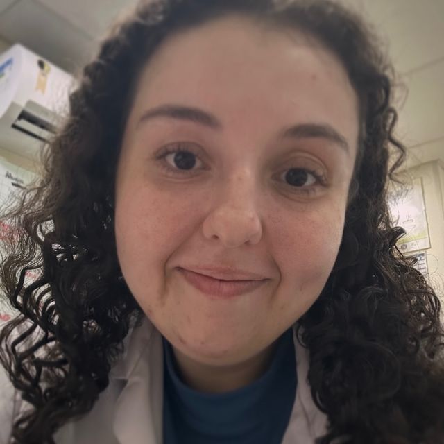 Maria Clarice Akil, Médico clínico geral Rio de Janeiro