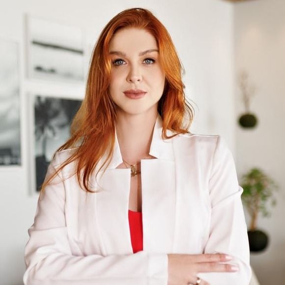 Milene Pizatto, Dermatologista Maringá