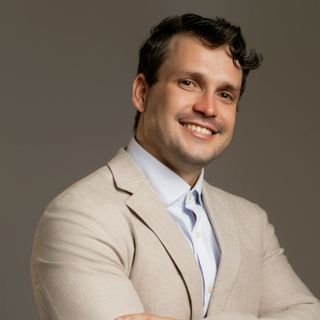 Nero Gomes, Ginecologista Xaxim