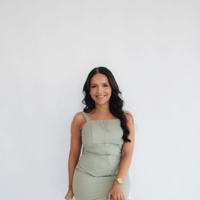 Karenn Cecília, Oftalmologista Curvelo