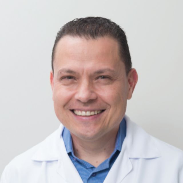 Mauricio Tamura Saraiva do Brasil , Cardiologista Pinhais