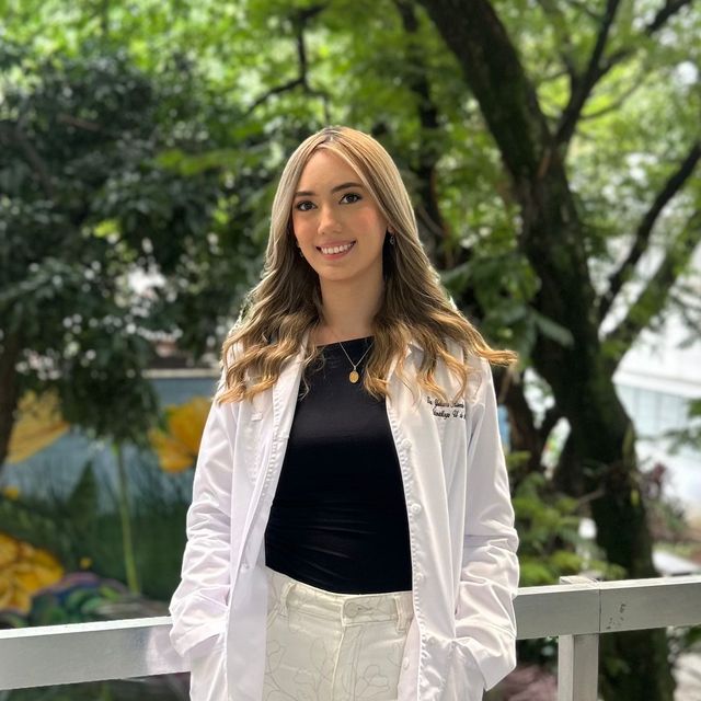 Yuliana Rueda Uribe, Odontólogo Envigado