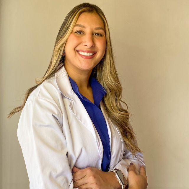 Alejandra Vivas Ramirez, Ginecólogo Bogotá