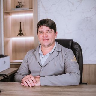 Ampliar imagem: Guilherme Possimoser, Ortopedista - Traumatologista Altamira