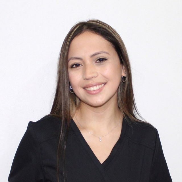 Yolanda Vásquez Lagos, Terapeuta ocupacional Linares