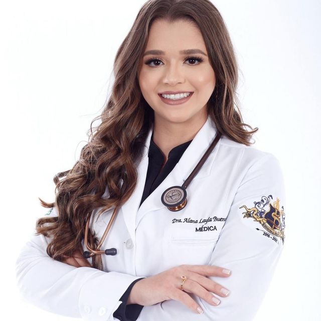 Alana Layla Bueno Prado, Oftalmologista São Paulo